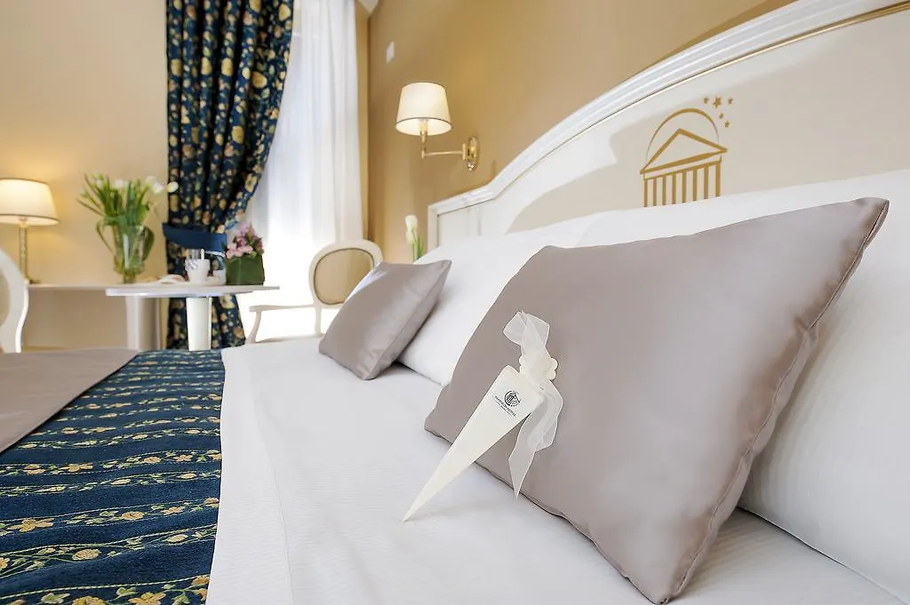 Dimora Degli Dei Hotel Rome