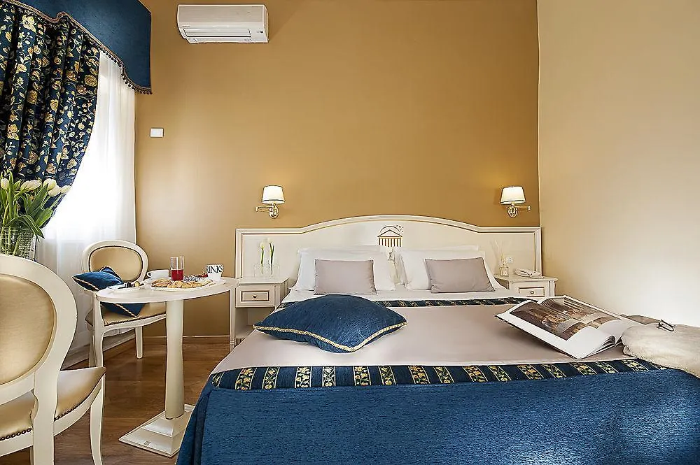 Dimora Degli Dei Hotel Rome Guest house