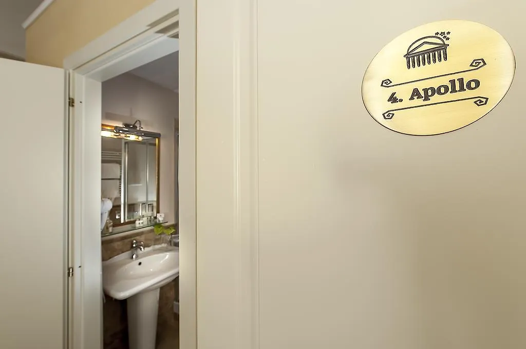 Dimora Degli Dei Otel Roma Konukevi