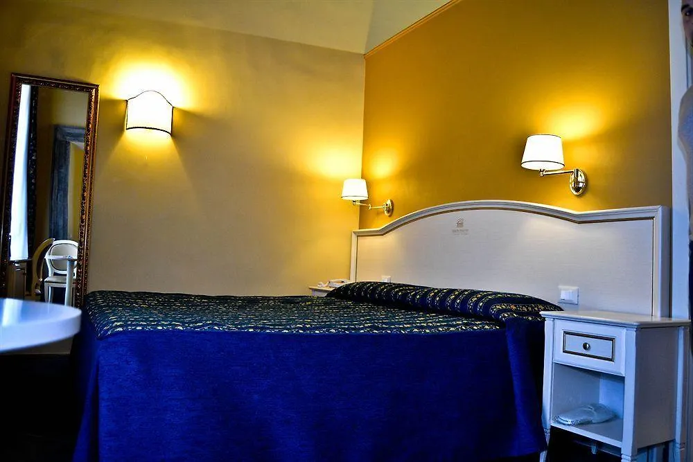 Dimora Degli Dei Otel Roma