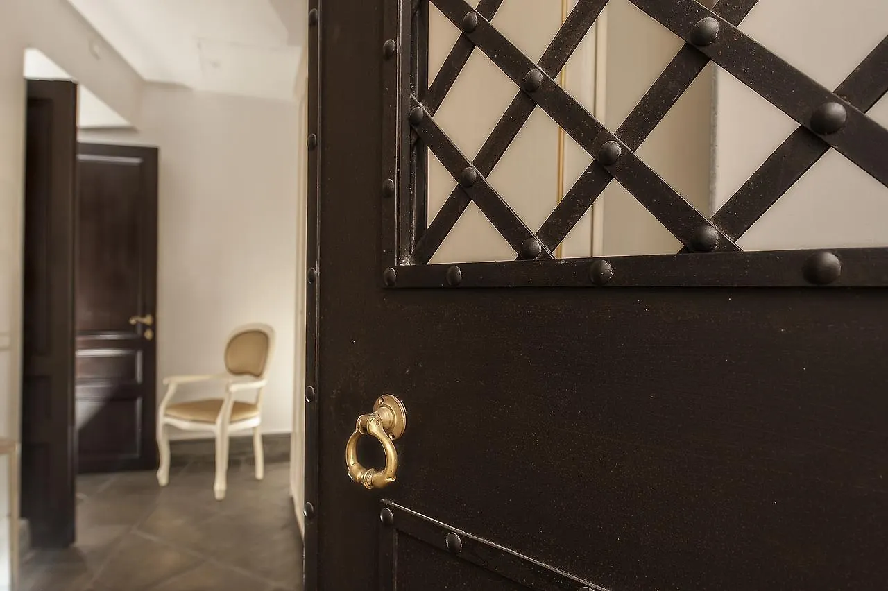 Dimora Degli Dei Otel Roma 2*,  İtalya